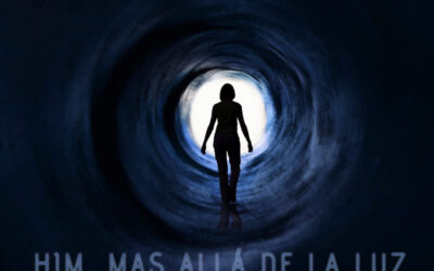 Him «Más Allá de La Luz»